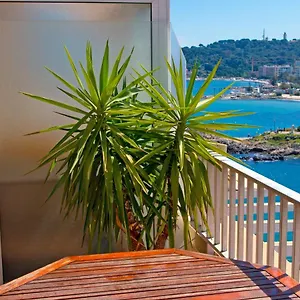 dernier-etage-vue-mer-parking.fr-provencehotel.com/