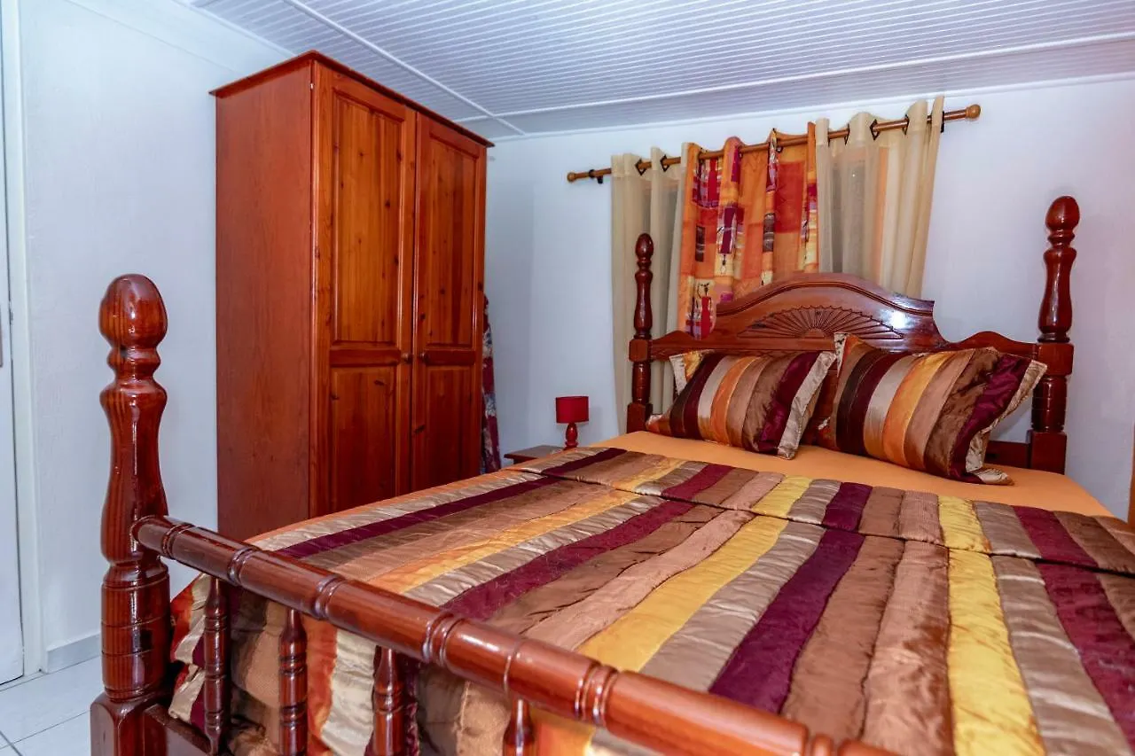Gîte Poz Kreyol Port-Louis